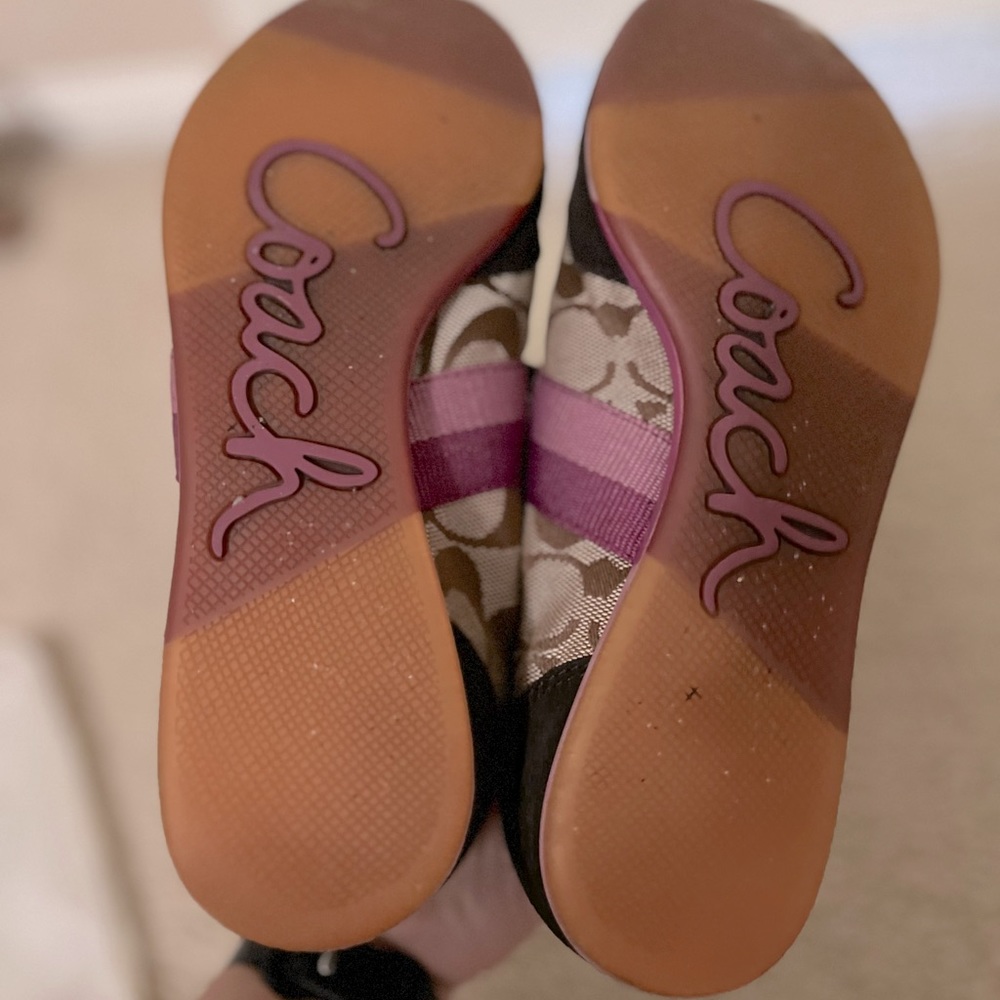 Coach Sneakers - Picture 2 of 8